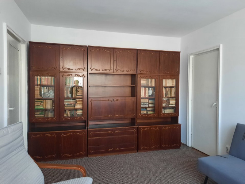 INCHIRIERE APARTAMENT 3 CAMERE, DOUA BALCOANE, ETAJ 4, PIATA IANCULUI